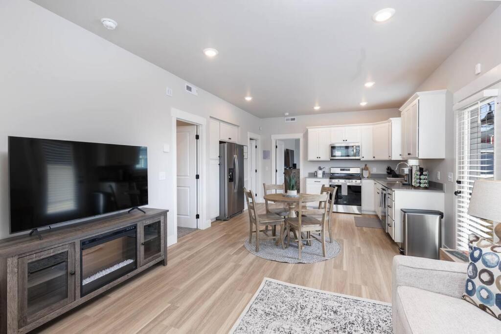 Charming 3-Bedroom In Vibrant New Neighborhood Billings Exterior photo