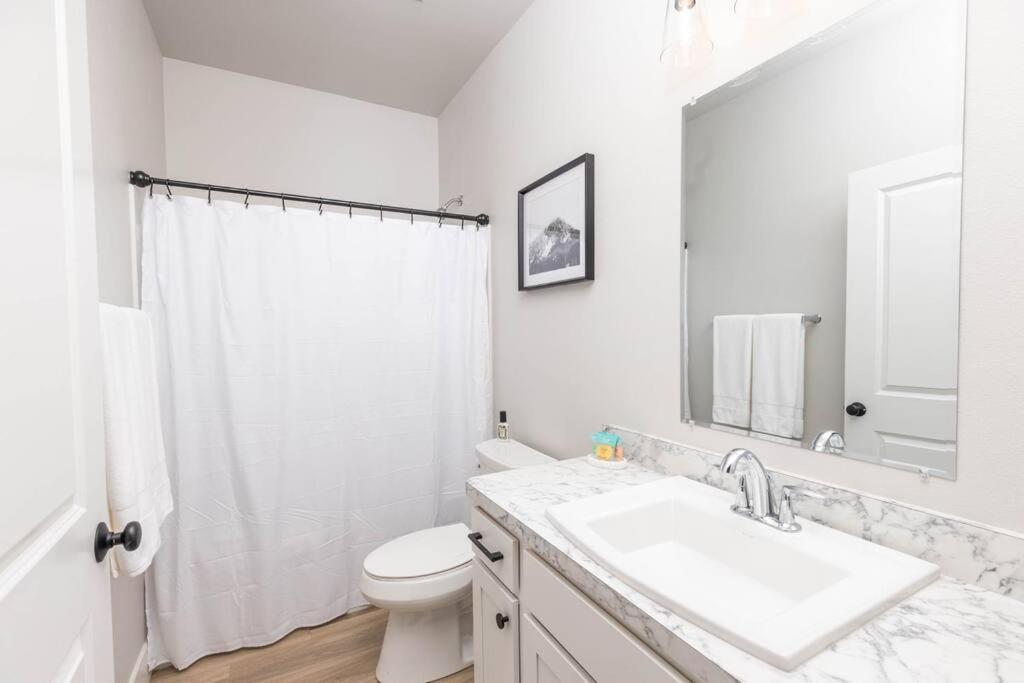 Charming 3-Bedroom In Vibrant New Neighborhood Billings Exterior photo